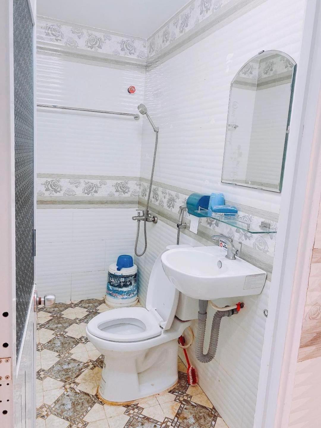 Hotel Nha Nghi Le Duoc Hà Tiên Zewnętrze zdjęcie